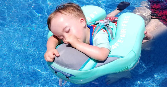 The Benefits of Baby Swimming in the Summer Pool